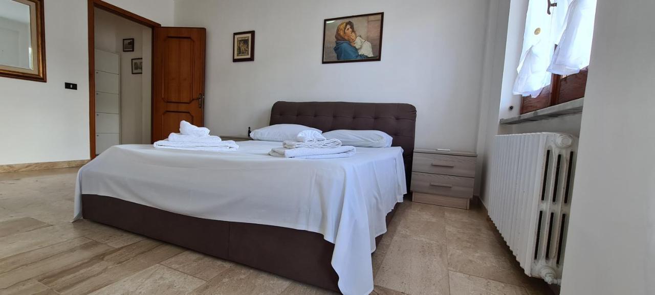 Em Holiday Apartment2 Quartu Sant'Elena Bagian luar foto