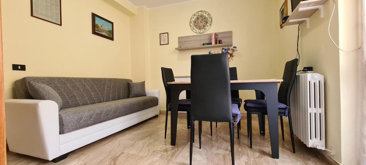 Em Holiday Apartment2 Quartu Sant'Elena Bagian luar foto