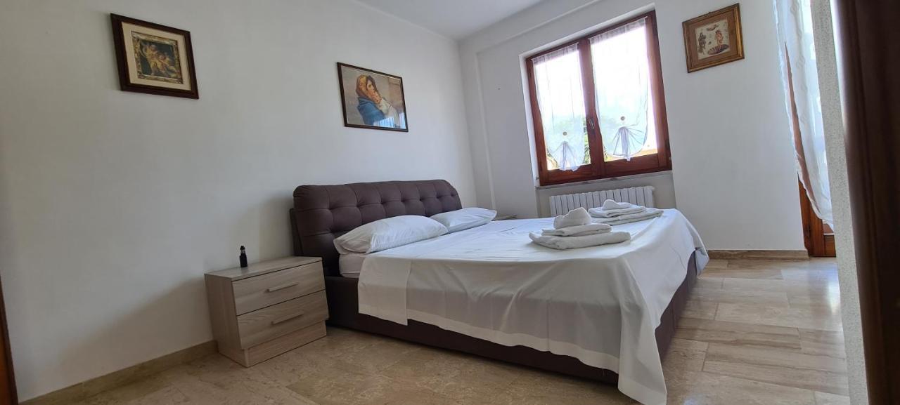 Em Holiday Apartment2 Quartu Sant'Elena Bagian luar foto