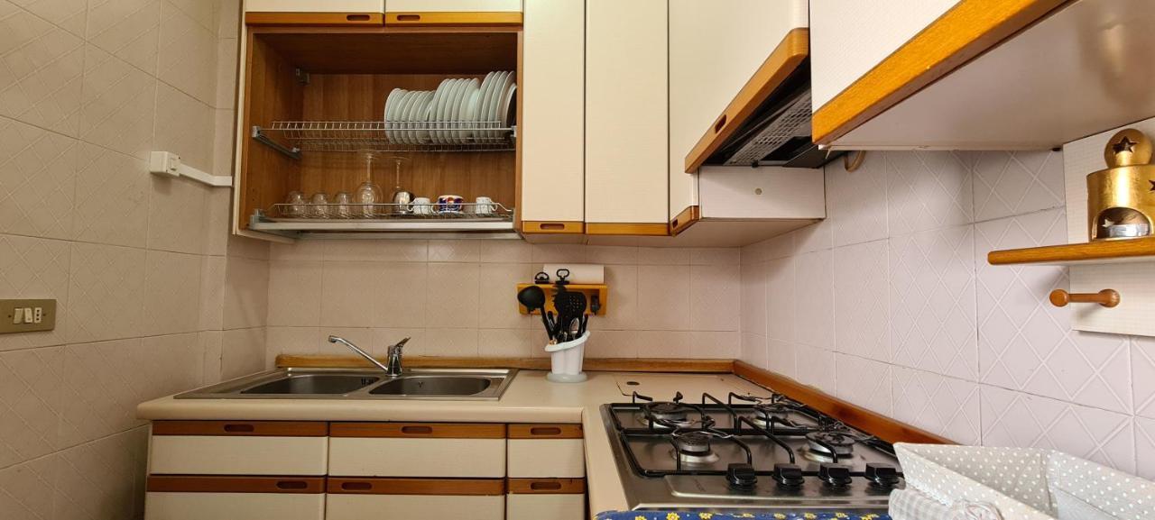 Em Holiday Apartment2 Quartu Sant'Elena Bagian luar foto